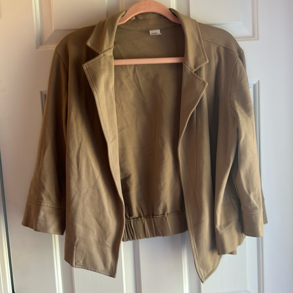 Jockey tan casual cropped blazer size M
